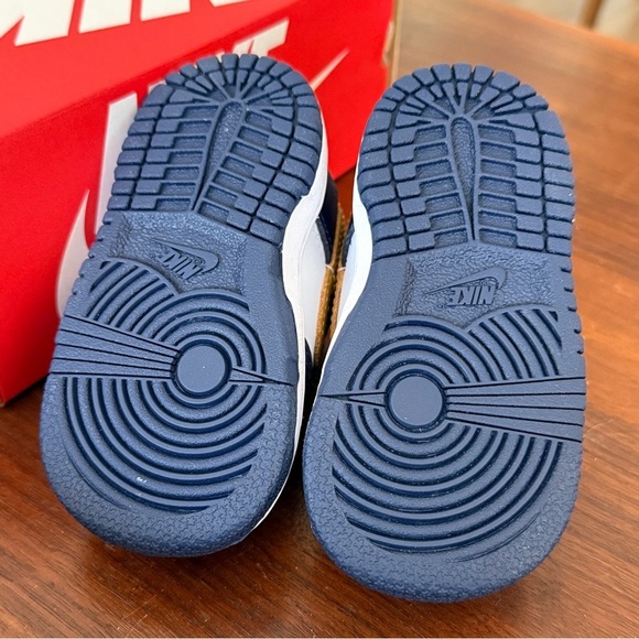 Nike Dunk Low Kids' Blue and Gold Sneakers 4C NWT - Picture 5 of 5